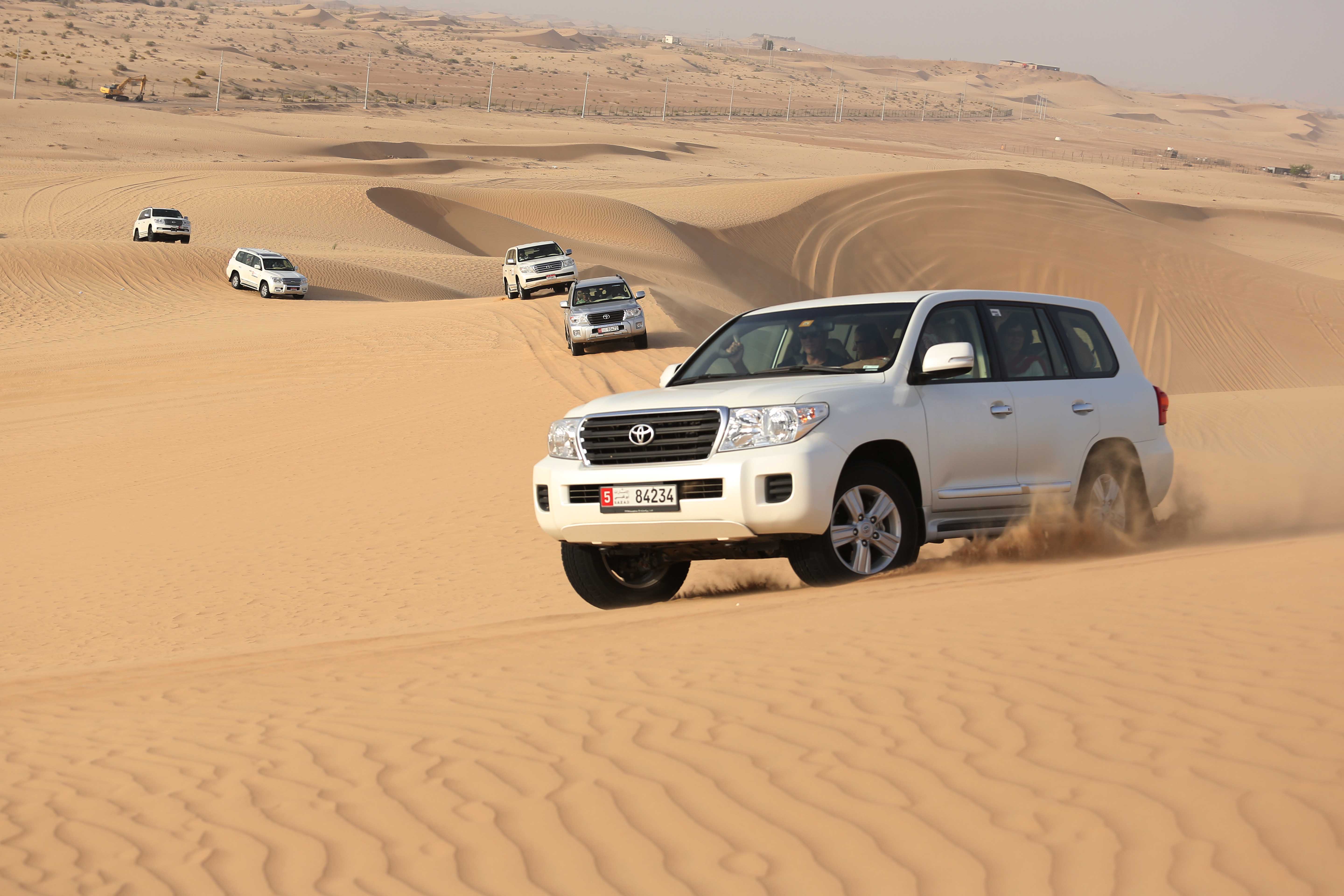 https://d3r8gwkgo0io6y.cloudfront.net/upload/Desert Safari 1.jpg